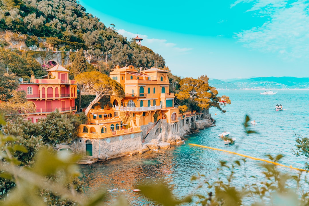 Pescatore esperto in azione